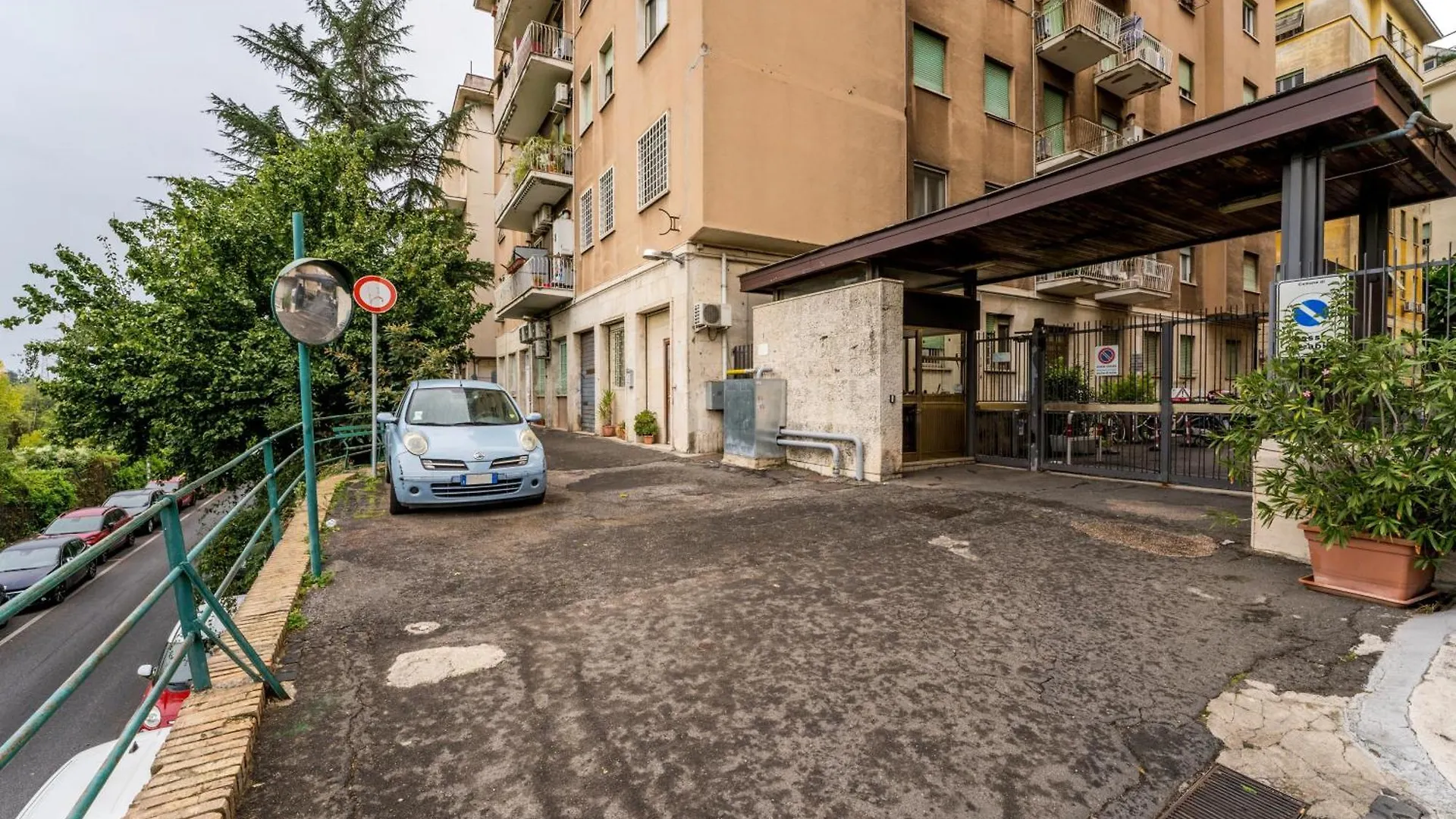 Sweet Sempione, Cozy Apt Nearby Piazza Sempione Rome Apartment